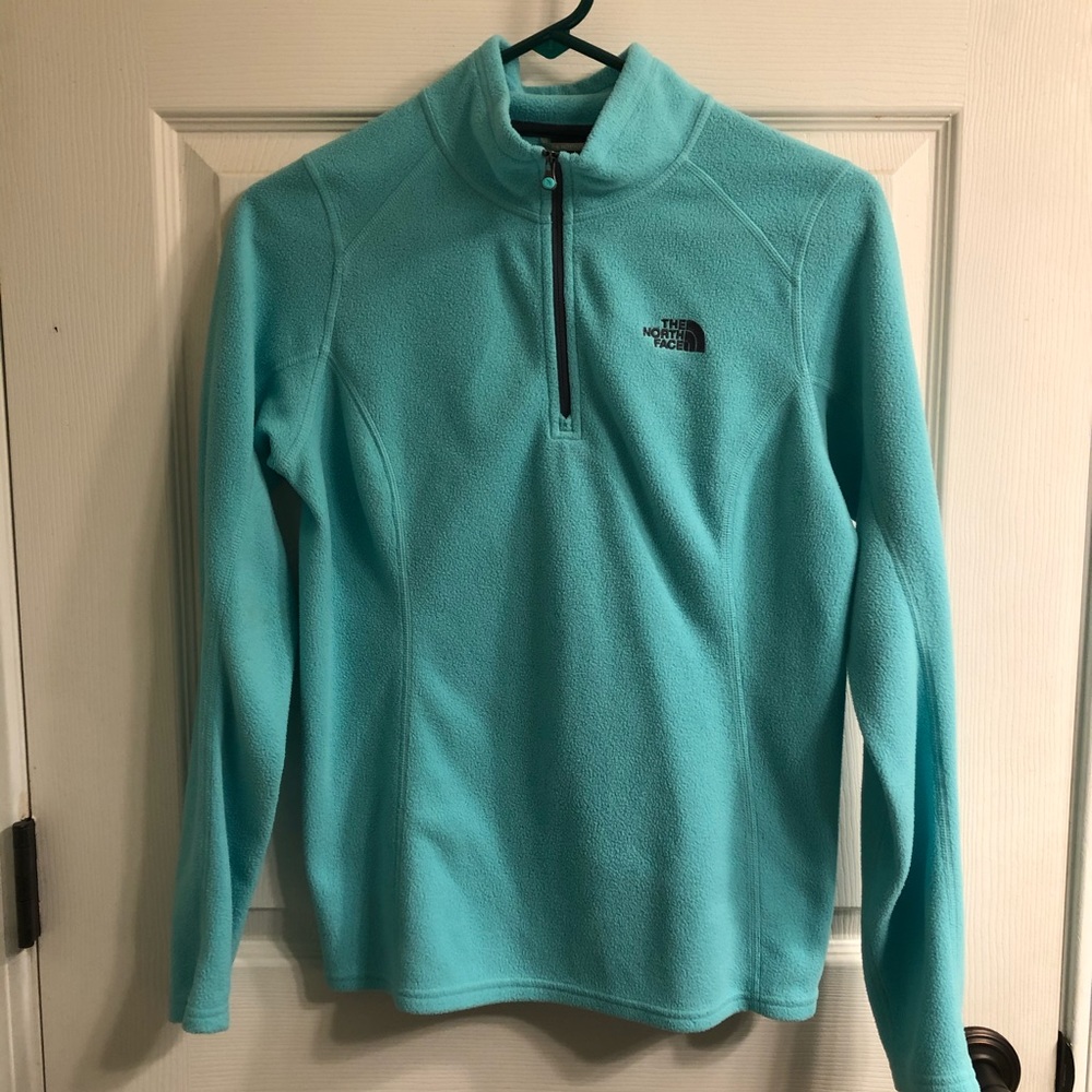 The North Face Sweater Woman’s small light blue